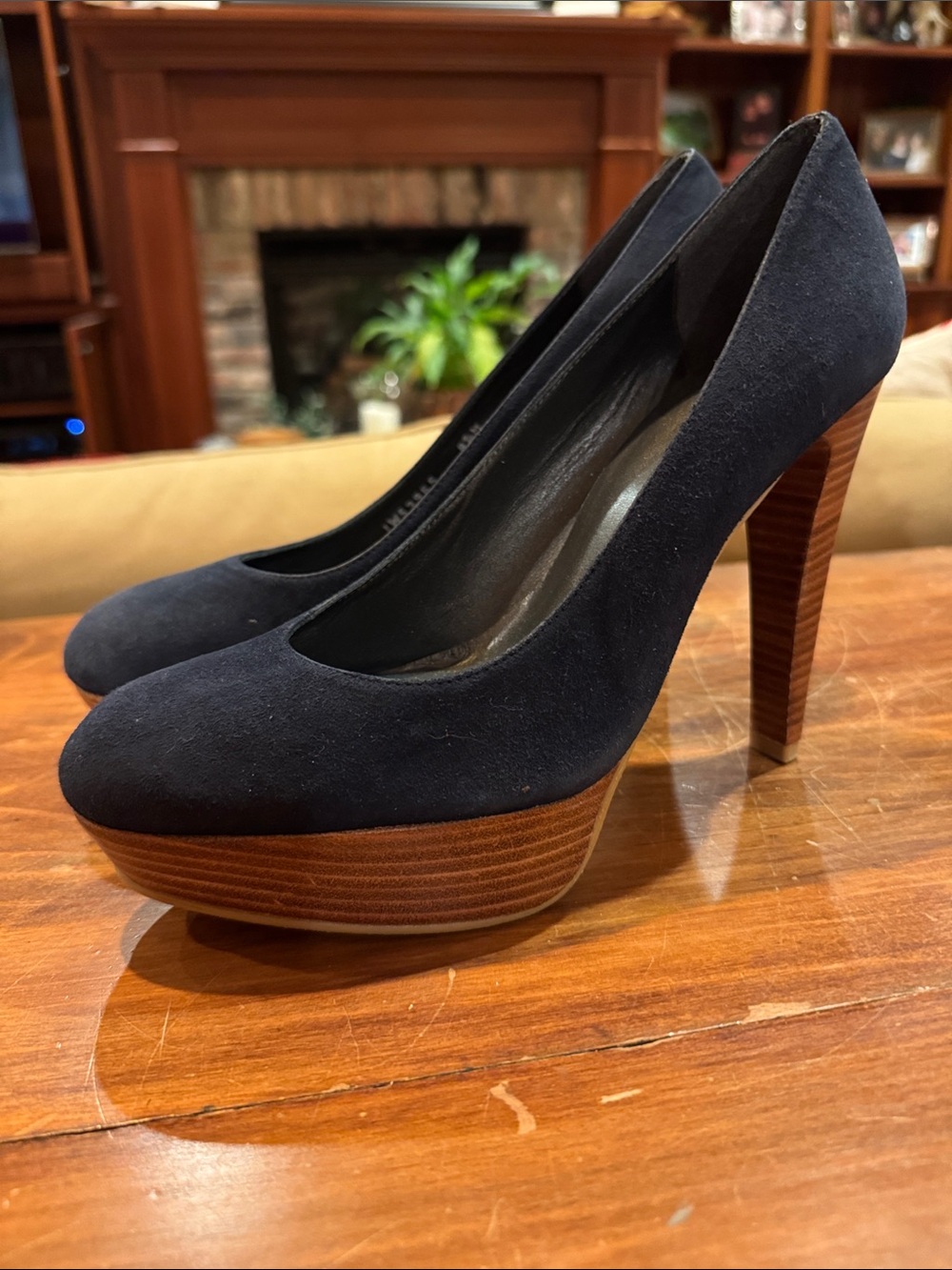 Stuart Weitzman Navy Blue Suede Leather Platform Pumps Stiletto Heel 8 1/2 EXC